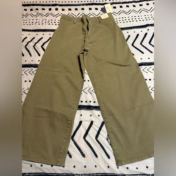 Olive Green Wide-Leg Pants - Picture 1 of 3